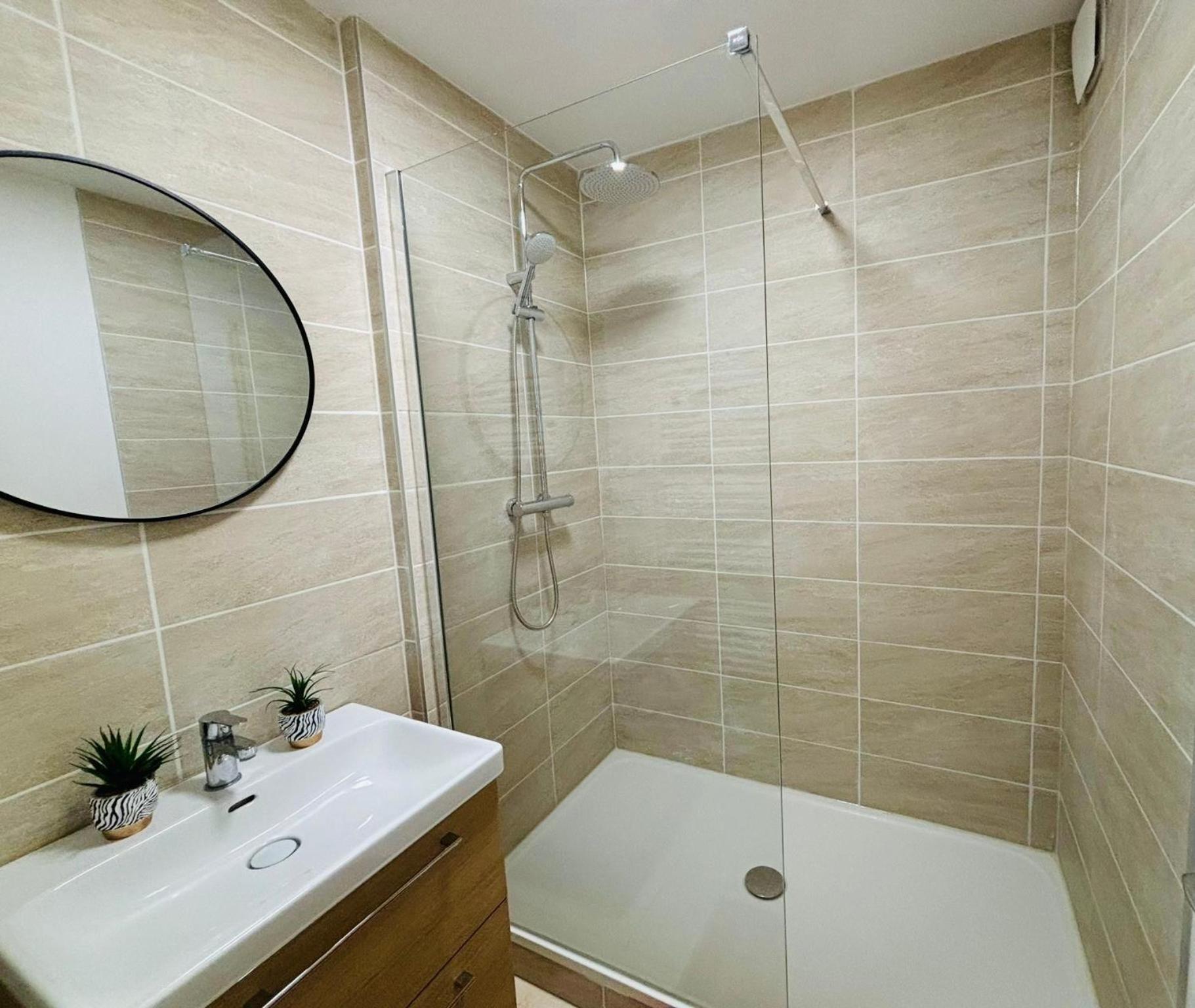 Apartment Happy Family- 3 Chambres- Rez De Chaussee *